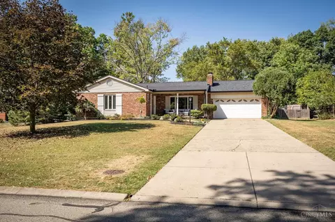 10595 Storybook Dr, Montgomery, OH 45242