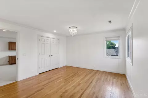 Bedroom - 1080 River Forest Dr, Hamilton Township, OH 45039 photo 6 of 7