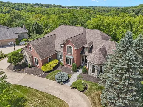 View/Area - 1080 River Forest Dr, Hamilton Township, OH 45039 photo 2 of 6