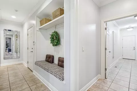Entry Way - 1080 River Forest Dr, Hamilton Township, OH 45039 photo 2 of 5