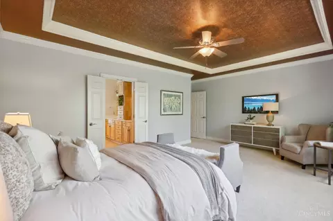 Bedroom - 1080 River Forest Dr, Hamilton Township, OH 45039 photo 3 of 7