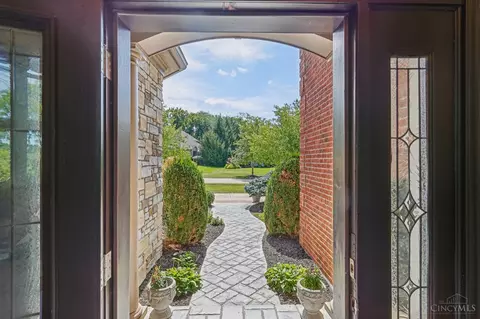 Entry Way - 1080 River Forest Dr, Hamilton Township, OH 45039 photo 1 of 5