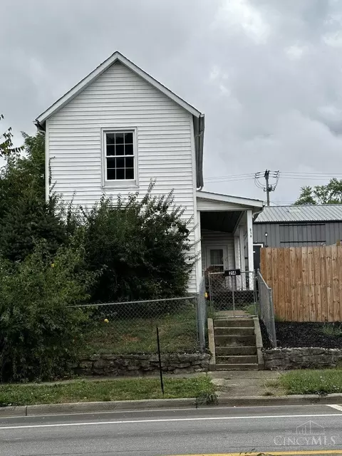 214 West St, Hillsboro, OH 45133