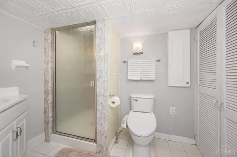 Bath - 5155 Bell Ave, Blue Ash, OH 45242 photo 3 of 4