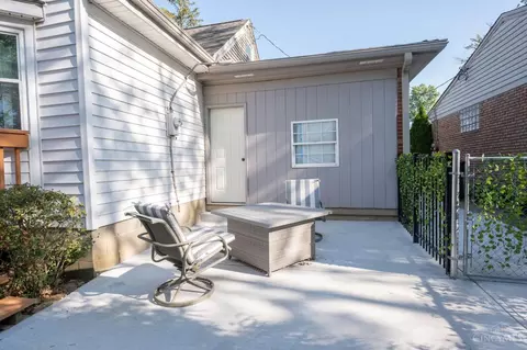 Exterior - 5155 Bell Ave, Blue Ash, OH 45242 photo 14 of 16