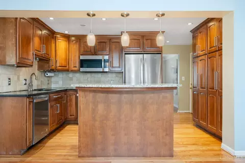 Kitchen - 5155 Bell Ave, Blue Ash, OH 45242 photo 3 of 3