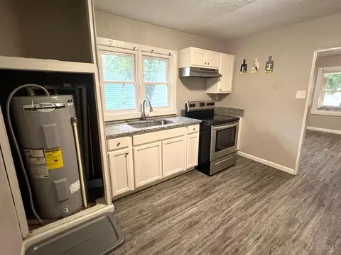 Kitchen - 6820 Maple Dr, Franklin, OH 45005 photo 1 of 2
