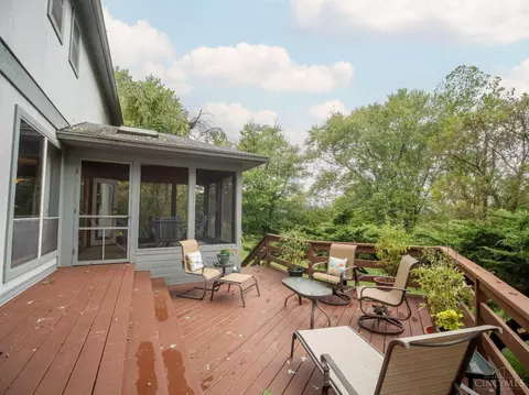 Exterior - 2335 Bretton Dr, Cincinnati, OH 45244 photo 5 of 9