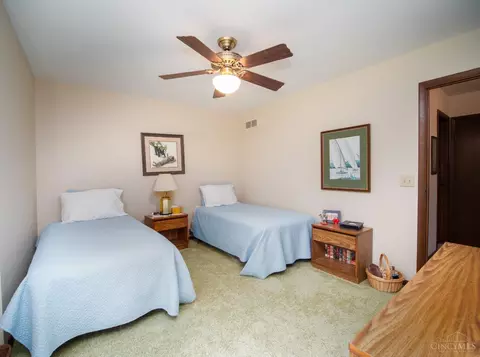 Bedroom - 2335 Bretton Dr, Cincinnati, OH 45244 photo 4 of 6