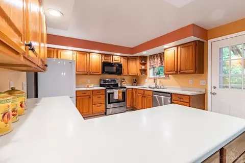 3230 Pegroy Ct, Cincinnati, OH 45239 photo 12