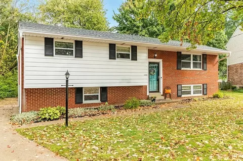 3230 Pegroy Ct, Cincinnati, OH 45239 photo 3