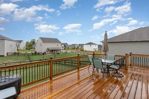 Exterior - 5359 Valley View Dr, Morrow, OH 45152 photo 5 of 9