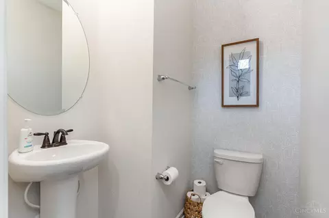 Bath - 5359 Valley View Dr, Morrow, OH 45152 photo 1 of 3