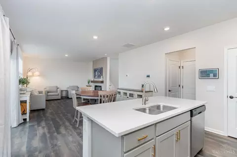 Kitchen - 5359 Valley View Dr, Morrow, OH 45152 photo 1 of 3