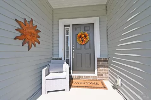 1304 Tiburon Dr, Batavia, OH 45103 photo 2