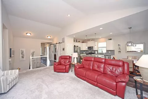 1304 Tiburon Dr, Batavia, OH 45103 photo 12