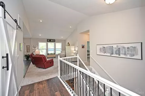 1304 Tiburon Dr, Batavia, OH 45103 photo 4