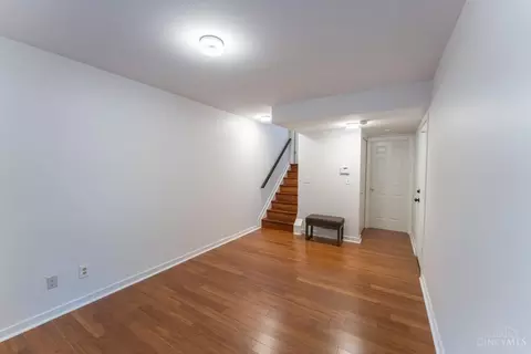 Living - 1004 John St, Cincinnati, OH 45203 photo 6 of 7