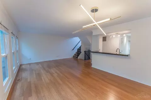 Living - 1004 John St, Cincinnati, OH 45203 photo 2 of 7