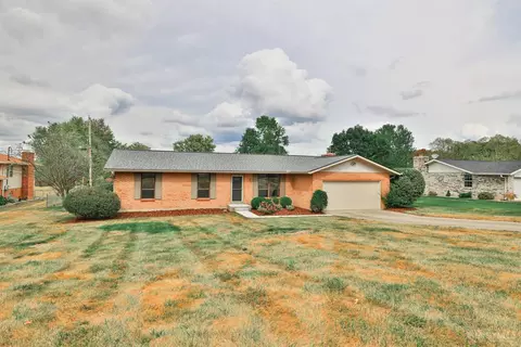 3868 Elenor Dr, Hamilton, OH 45011