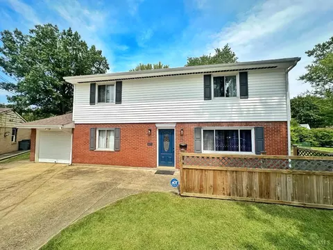 8570 Comet Ct, Cincinnati, OH 45231