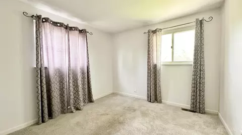 Bedroom - 8570 Comet Ct, Cincinnati, OH 45231 photo 3 of 6