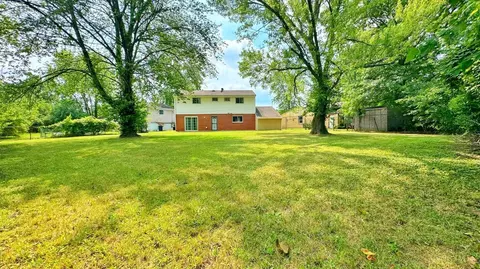 Exterior - 8570 Comet Ct, Cincinnati, OH 45231 photo 6 of 6