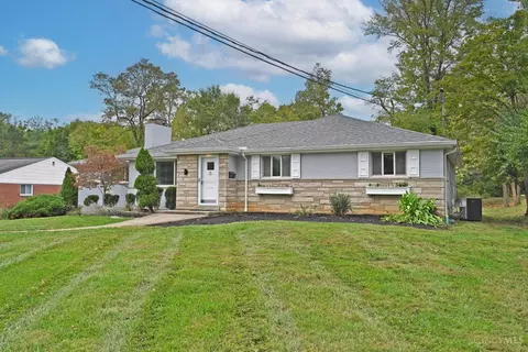 7481 Sagamore Dr, Cincinnati, OH 45236 photo 3