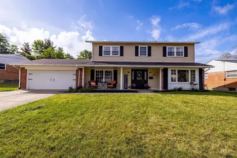 6215 Kingoak Dr, Cincinnati, OH 45248