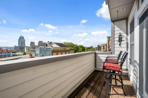 Exterior - 320 Baum St, Cincinnati, OH 45202 photo 3 of 10
