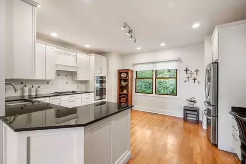 Kitchen - 320 Baum St, Cincinnati, OH 45202 photo 1 of 3