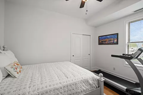 Bedroom - 320 Baum St, Cincinnati, OH 45202 photo 5 of 6