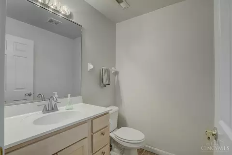 Bath - 480 Stanley Ave, Cincinnati, OH 45226 photo 4 of 4