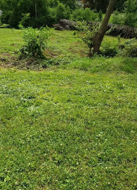 1080 Eight Mile Rd, Anderson Twp, OH 45255