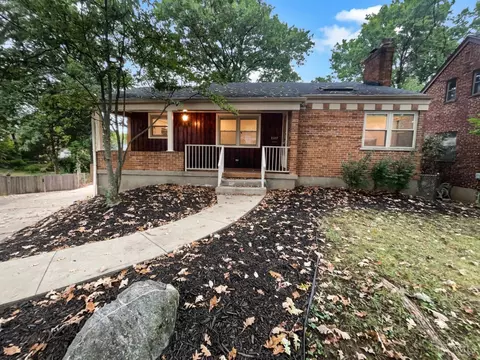 1107 Maureen Ln, Cincinnati, OH 45238