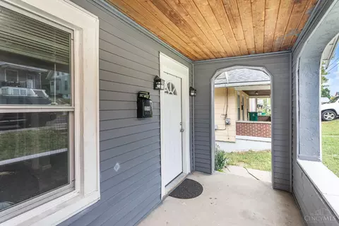 3340 Cavanaugh Ave, Cincinnati, OH 45211 photo 5
