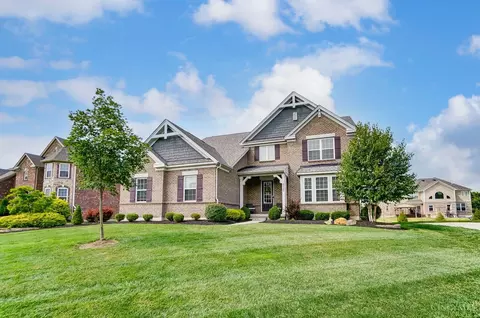 4320 Highland Green Dr, Mason, OH 45040