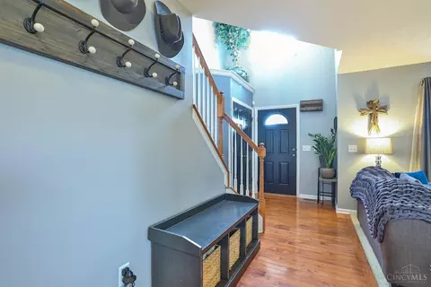 409 Barney Ct, Harrison, OH 45030 photo 4