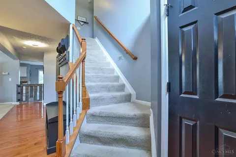 409 Barney Ct, Harrison, OH 45030 photo 5