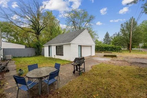 8402 St Clair Ave, Cincinnati, OH 45236 photo 31