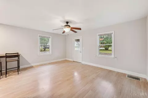 8402 St Clair Ave, Cincinnati, OH 45236 photo 6