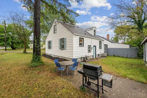 8402 St Clair Ave, Cincinnati, OH 45236 photo 32