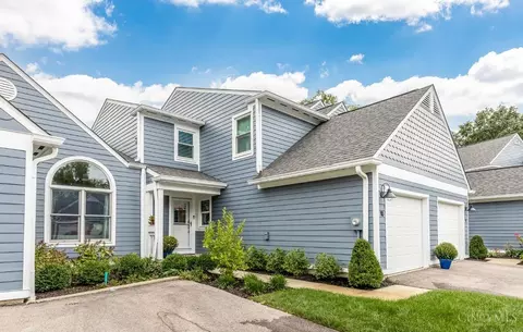 10 Greenhouse Ln #10, Cincinnati, OH 45209