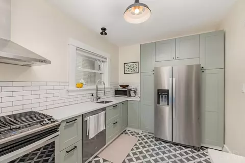Kitchen - 4110 Maple Dr, Cincinnati, OH 45209 photo 2 of 4