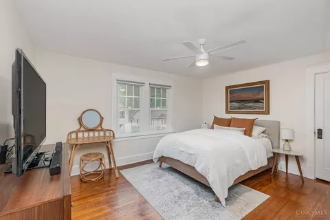 Bedroom - 4110 Maple Dr, Cincinnati, OH 45209 photo 1 of 2