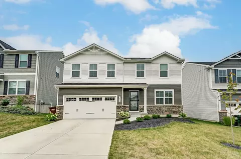 5892 Regatta Dr, Middletown, OH 45042