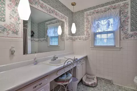 2248 Springdale Rd, Cincinnati, OH 45231 photo 19
