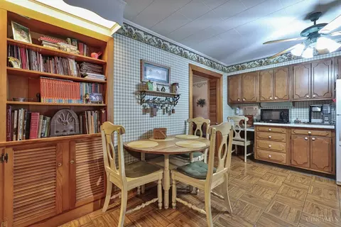2248 Springdale Rd, Cincinnati, OH 45231 photo 12