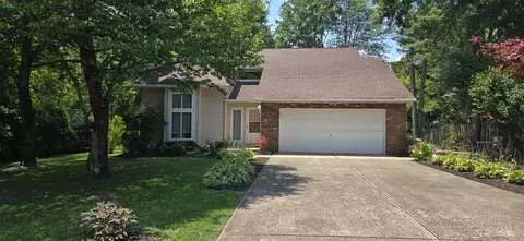 534 Columbus St, Blanchester, OH 45107