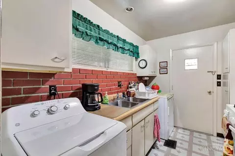 8895 Balboa Dr, Cincinnati, OH 45231 photo 26